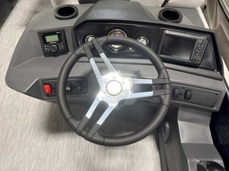 2026 Bennington 22SSR - SPS - SPECIAL PACKAGE US-ETWS0126L526 [photo 11]